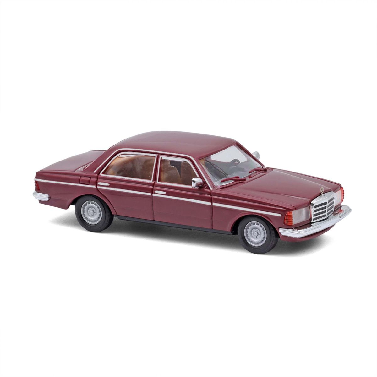 Busch 46950 - Mercedes-Benz W123 altrot mit Eckscheinwerfer und Barockfelge, Bj. 1982