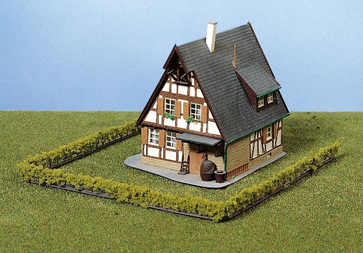 Heki 1183 - 7 Hecken, 7mm h. je 9 cm lang