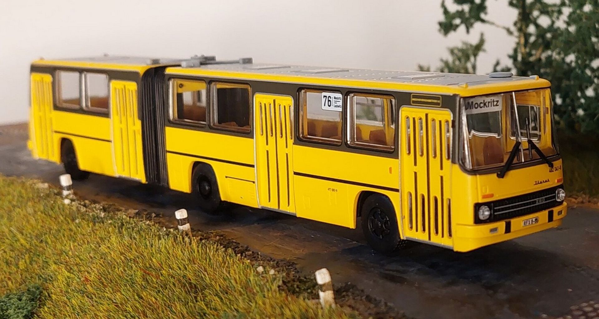 Brekina 03-412 - Ikarus 280.02 Stadtbus DVB Dresden gelb/schwarz, Wagen 482 041-0