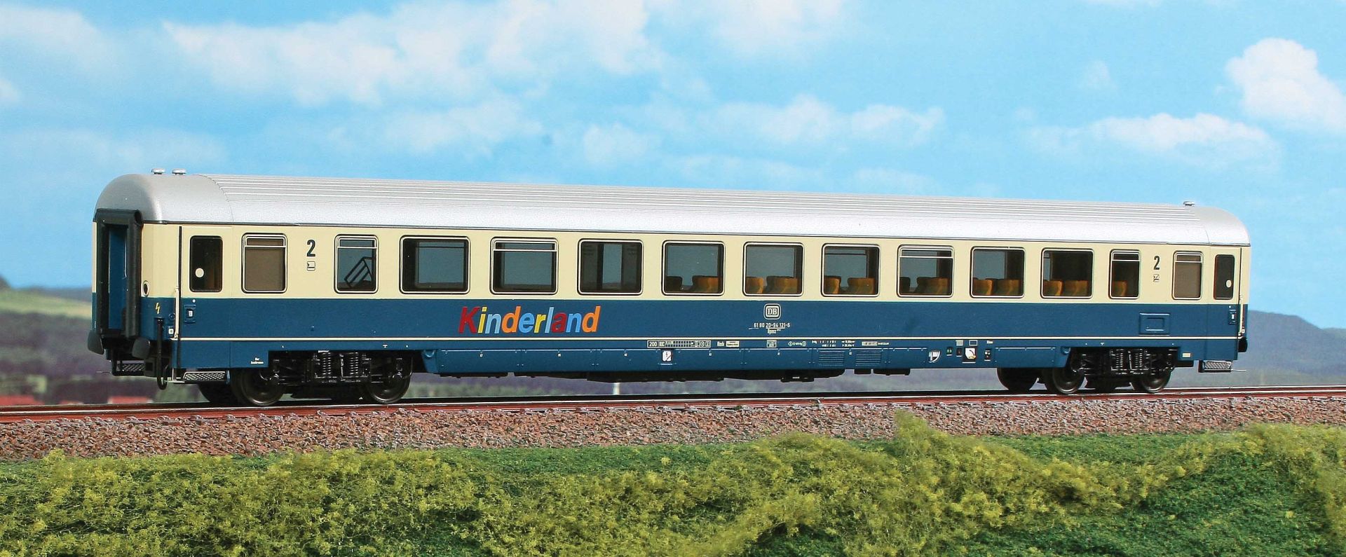 ACME AC 52313 - Personenwagen Bpmz 291.3, 2. Klasse 'Kinderland', DB, Ep.IV ACME AC 52313 - Personenwagen Bpmz 291.3, 2. Klasse 'Kinderland', DB, Ep.IV