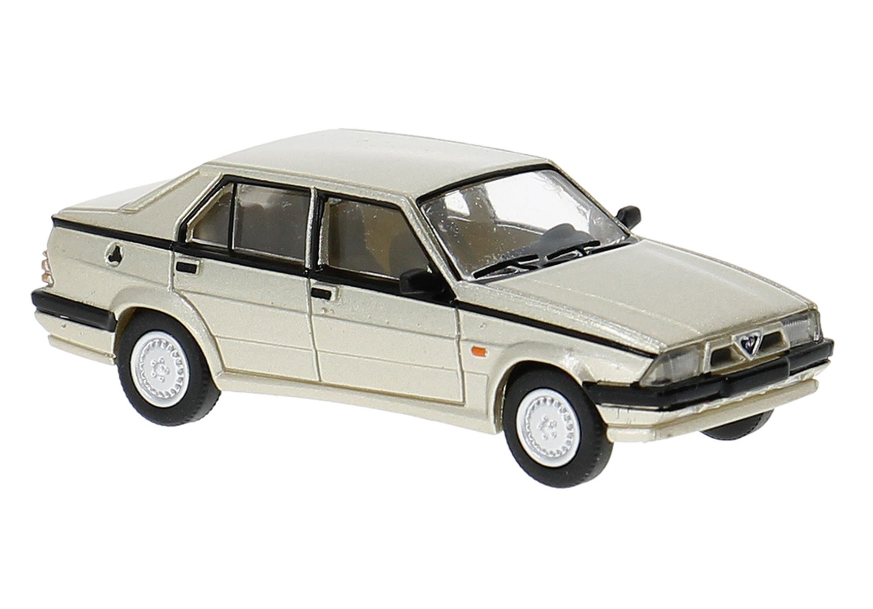 PCX 870785 - Alfa Romeo 75, beige, 1988