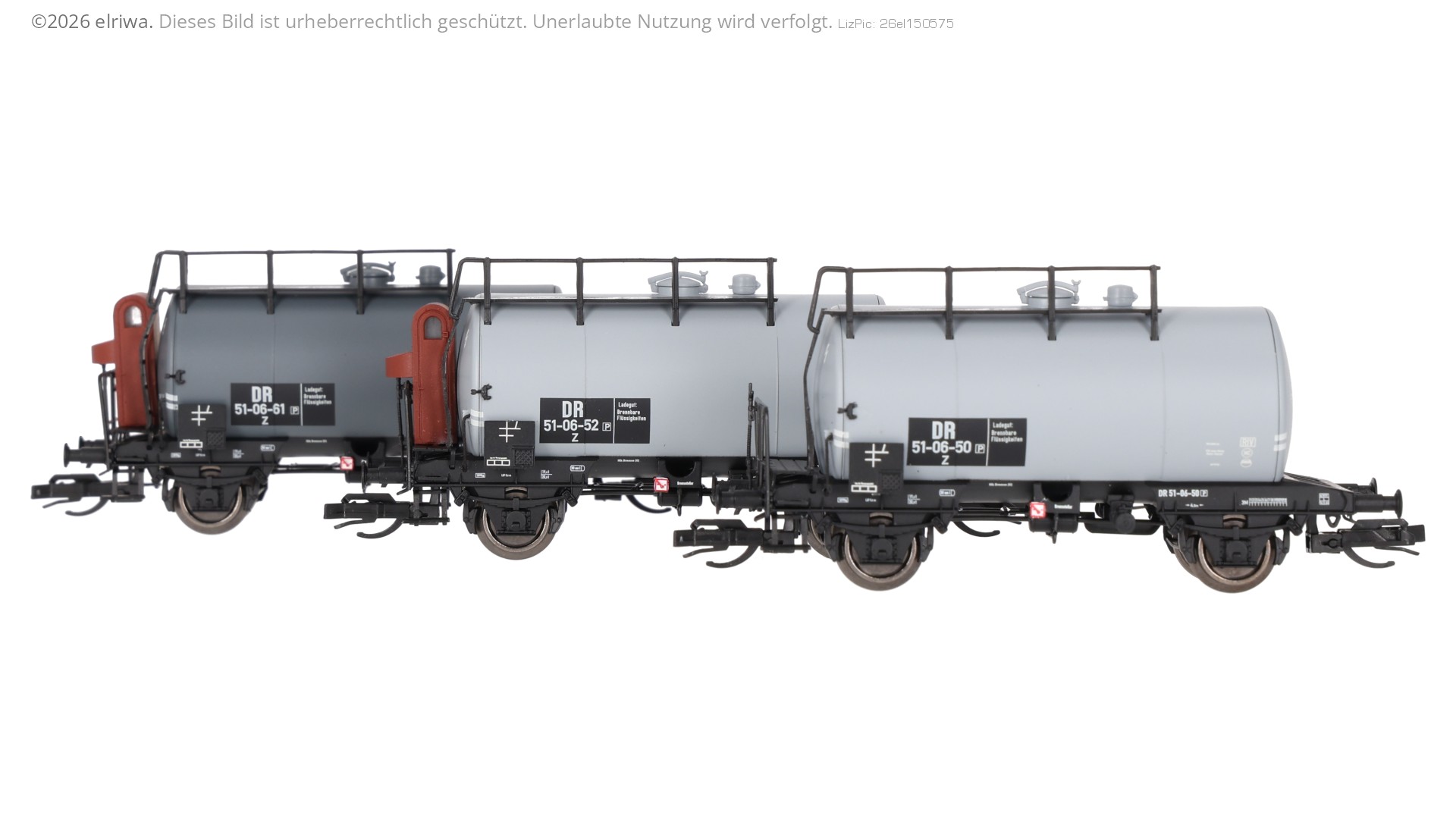 Saxonia 120112-2 - 3er Set Kesselwagen 'Deutz' mit und ohne Bremserhaus, DR, Ep.III, grau
