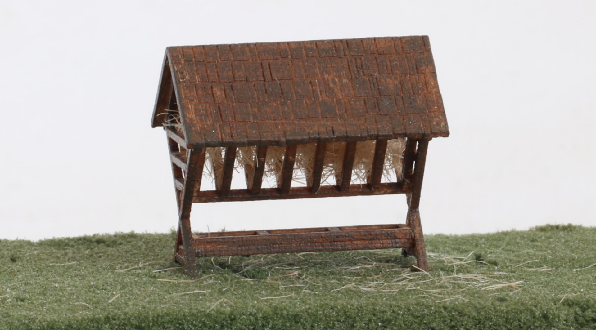 igra 240003 - Futterkrippe, 2 Stück, kolorierter Lasercut-Bausatz igra 240003 - Futterkrippe, 2 Stück, kolorierter Lasercut-Bausatz