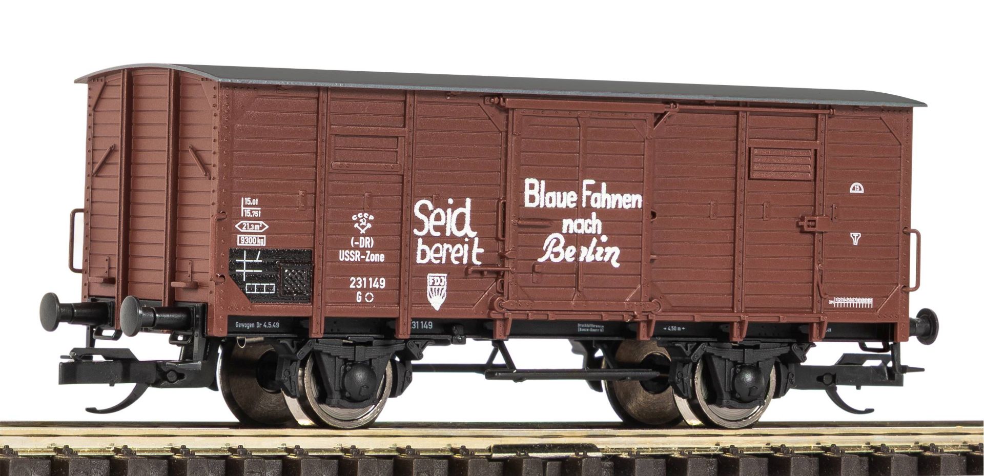 Piko 47855 - Gedeckter Güterwagen G02 'FDJ', DR, Ep.III