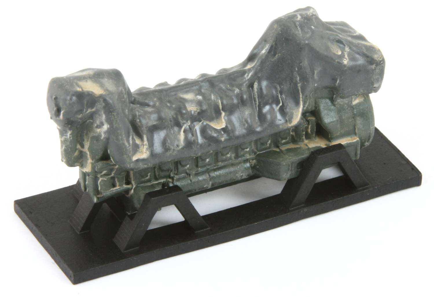 Engl 400032.1 - Ludmilla Motor unter Plane, gealtert, 1:120