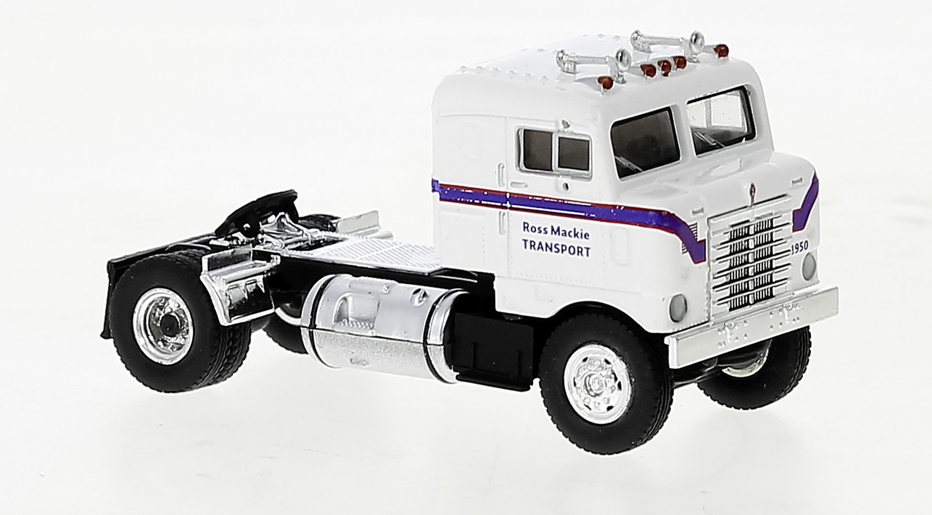 Brekina Automodelle 85954 HO 1950 Kenworth Bullnose Tractor U.S. Air Force Brekina Automodelle 85954 HO 1950 Kenworth Bullnose Tractor U.S. Air Force