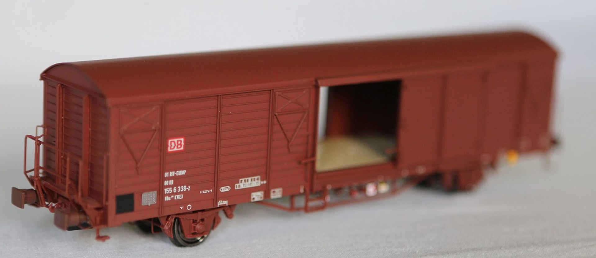 Exact-Train EX23081 - Gedeckter Güterwagen Gbs 264, DBAG, Ep.VI