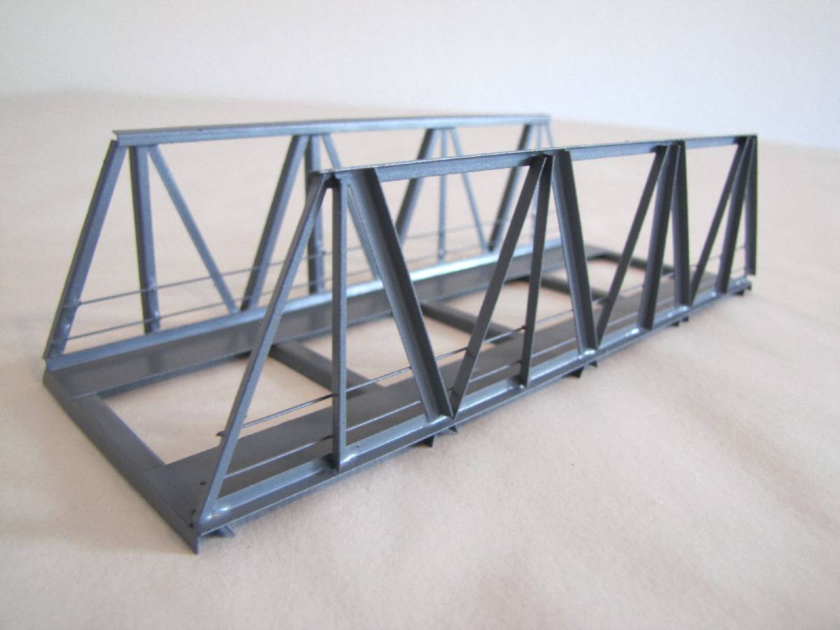 Hack 10120 - V18-64 - Vorflutbrücke, 18cm, 1-gleisig, grau