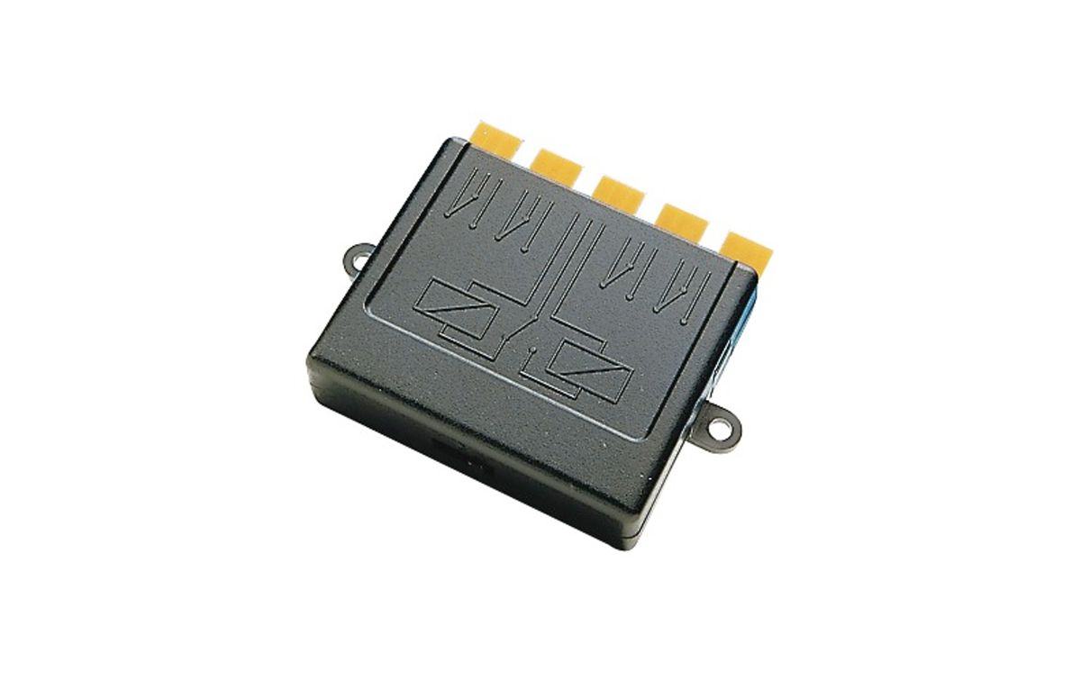 Roco 10019 - Relais mit 4 Umschaltkontakten endabg.