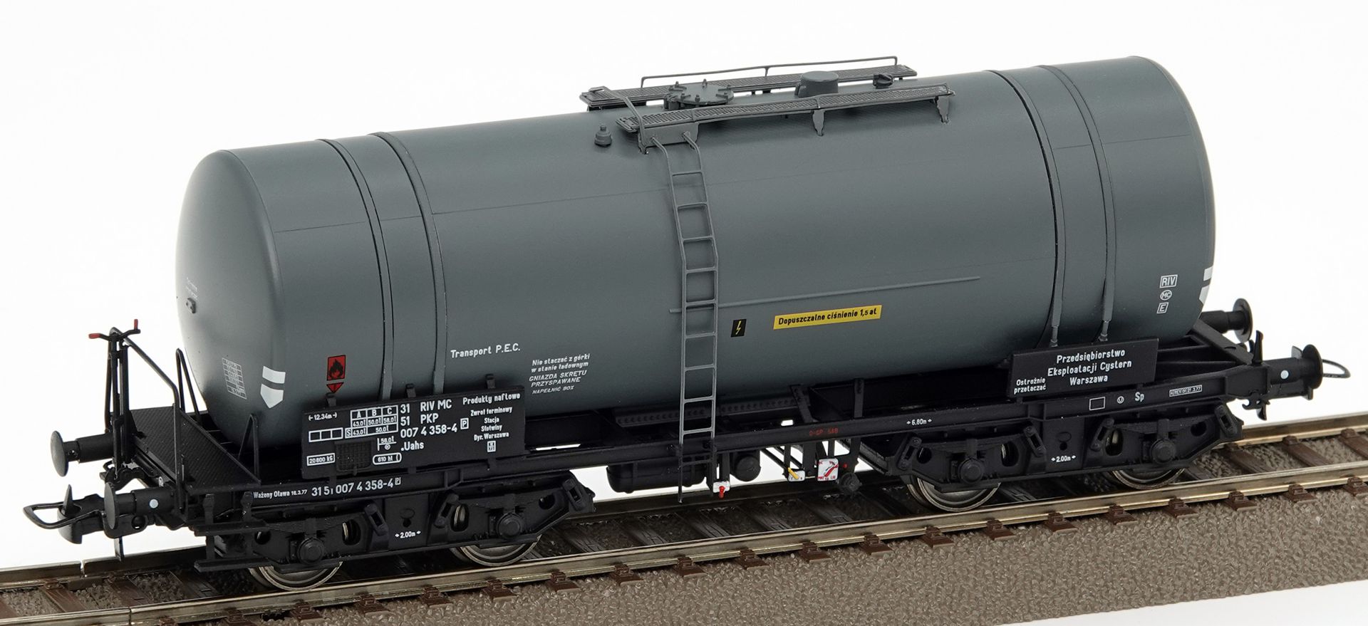 Robo 110440 - Kesselwagen 406Rb, PKP, Ep.IV 'PEC'