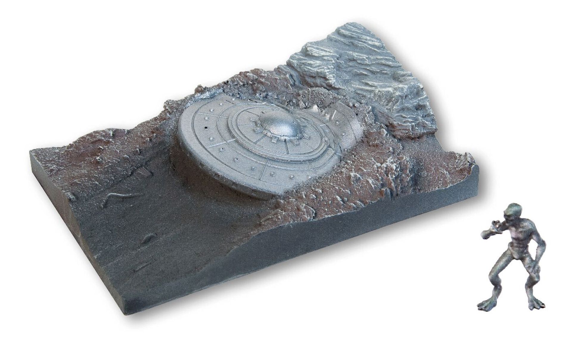 Noch 60765 - UFO-Absturz, 22,5 x 15 cm, 6,5 cm hoch