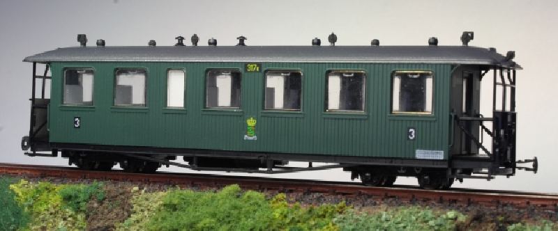 Technomodell 52411 - Personenwg. 3.Kl., KSäStEB, Ep.I, grün