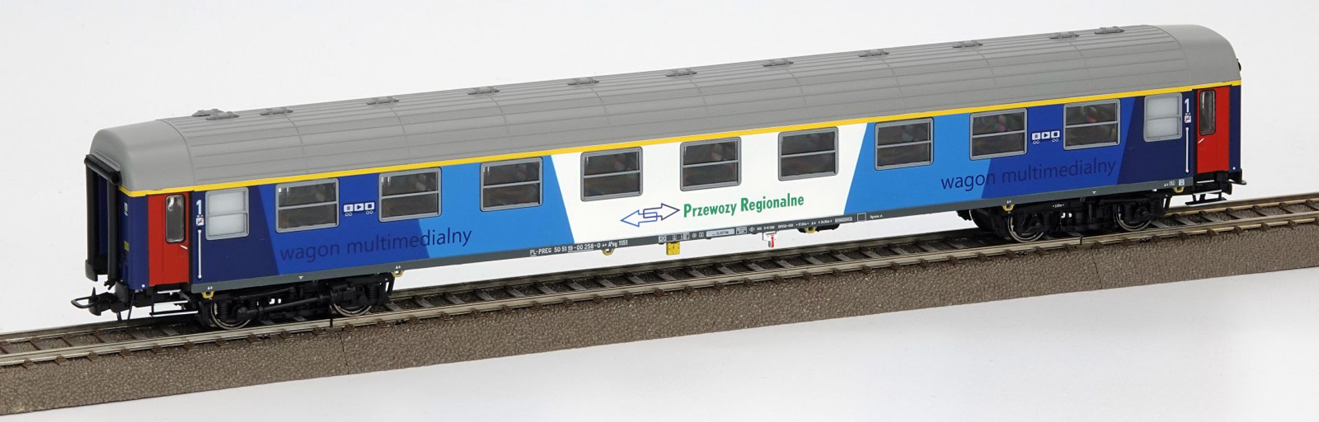 Robo 212830 - Personenwagen 112Az, 1. Klasse, Przewozy Regionalne, Ep.VI