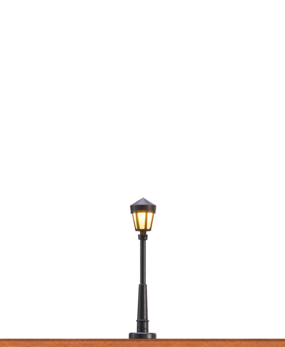 Brawa 83022 - Parklaterne mit Stecksockel und LED, H= 38mm