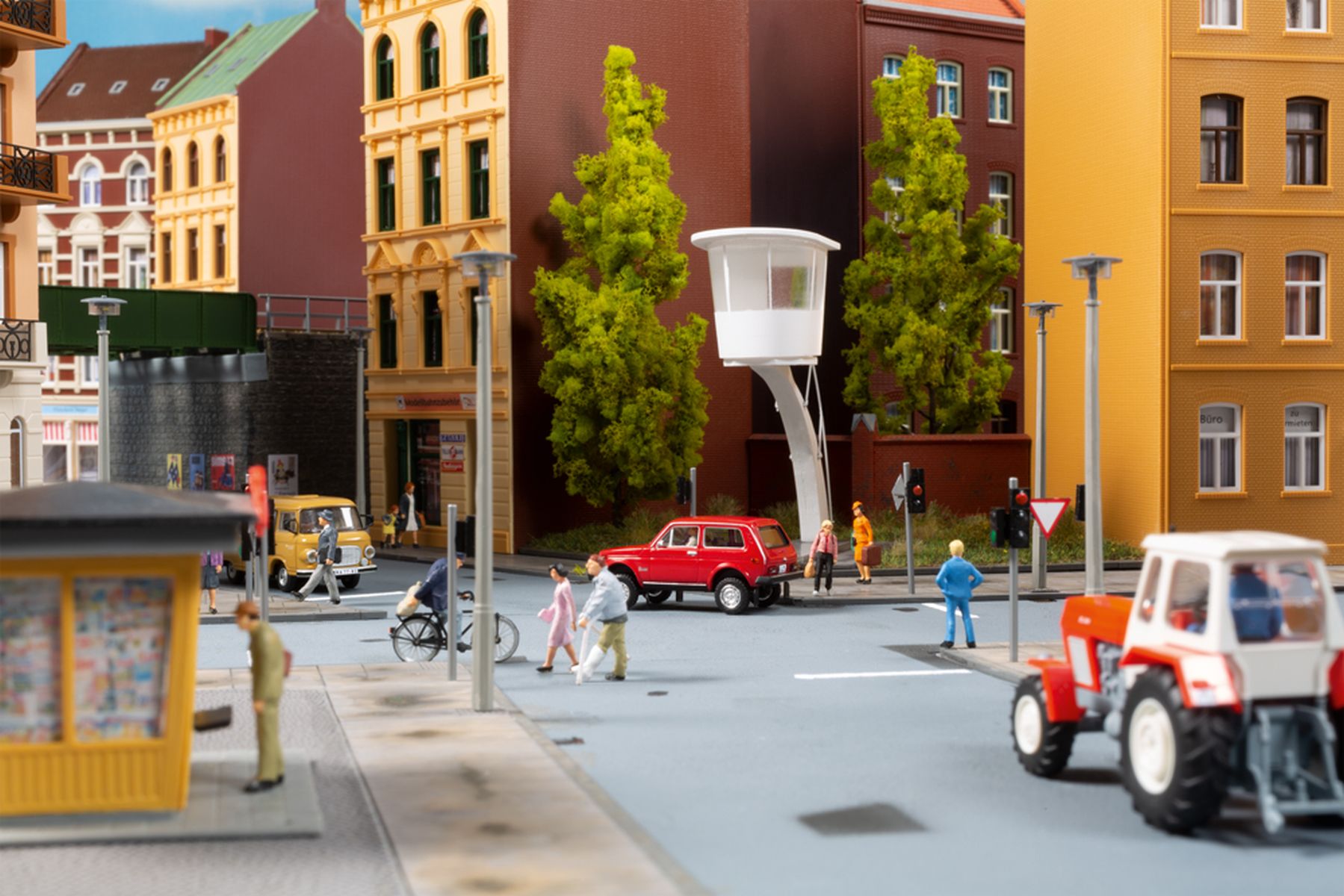 Auhagen 11473 - Verkehrskanzel mit Zubehör