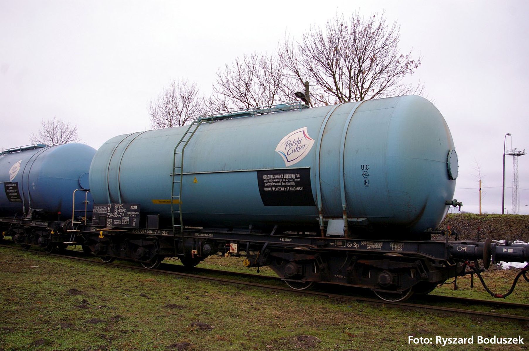 Piko 58459 - Kesselwagen 406Rb, PKP, Ep.V
