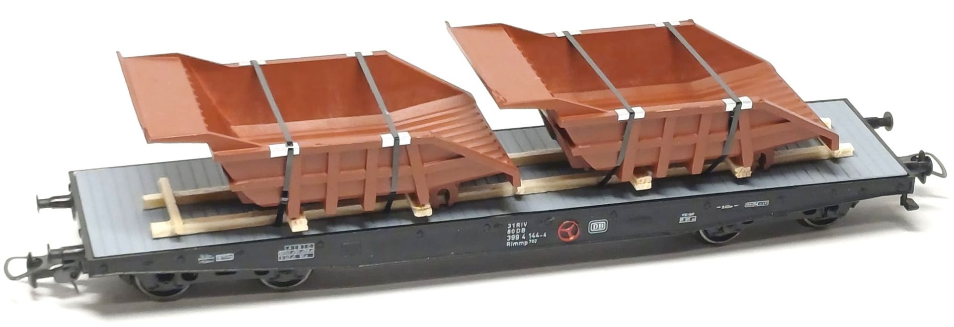 Loewe 2551 - Ladegut schutzlackierte Dumpermulden, 140 mm