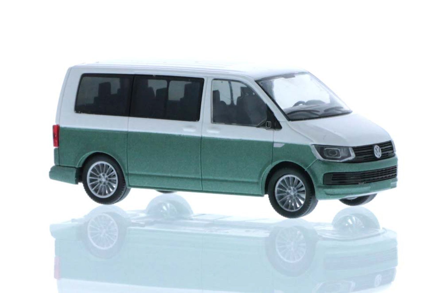 Rietze 11664 - Volkswagen T6 Bus KR candyweiß/bay leaf green