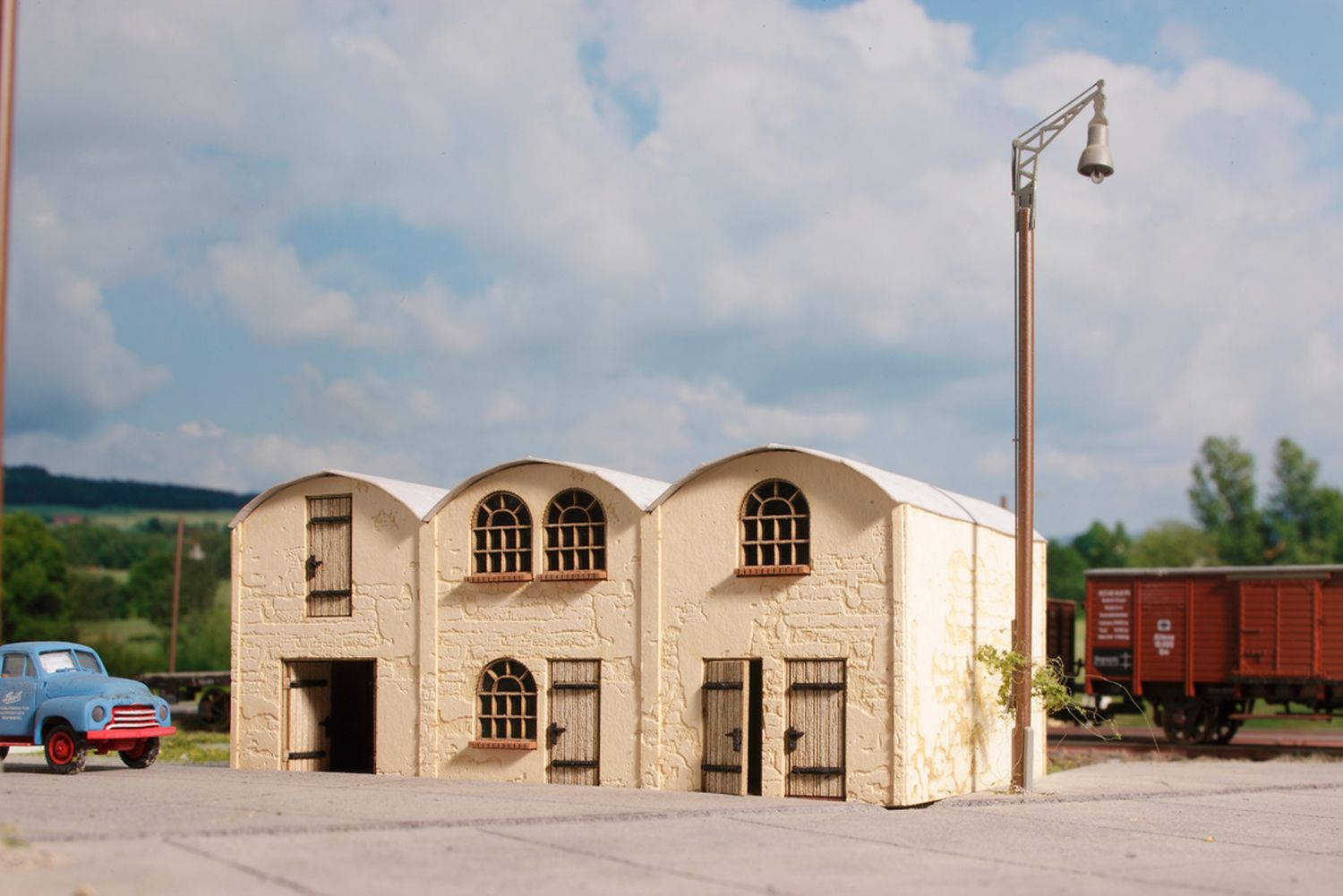 Joswood 17028 - Tonnendachhalle, beige