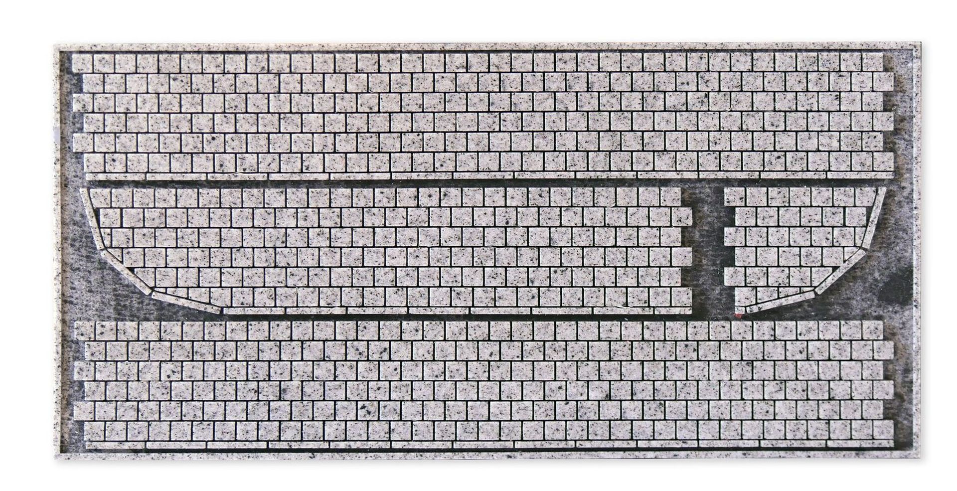 Noch 60342 - Struktur-Bürgersteig 'Kopfsteinpflaster', 2,4 cm breit, Gesamtlänge 83 cm