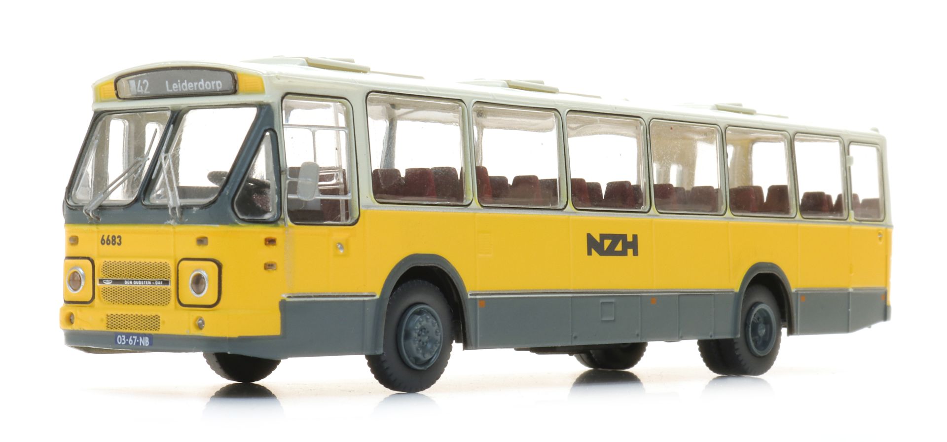 Artitec 487.070.43 - Regionalbus NZH 6683, DAF front 2, Ausstieg hinten