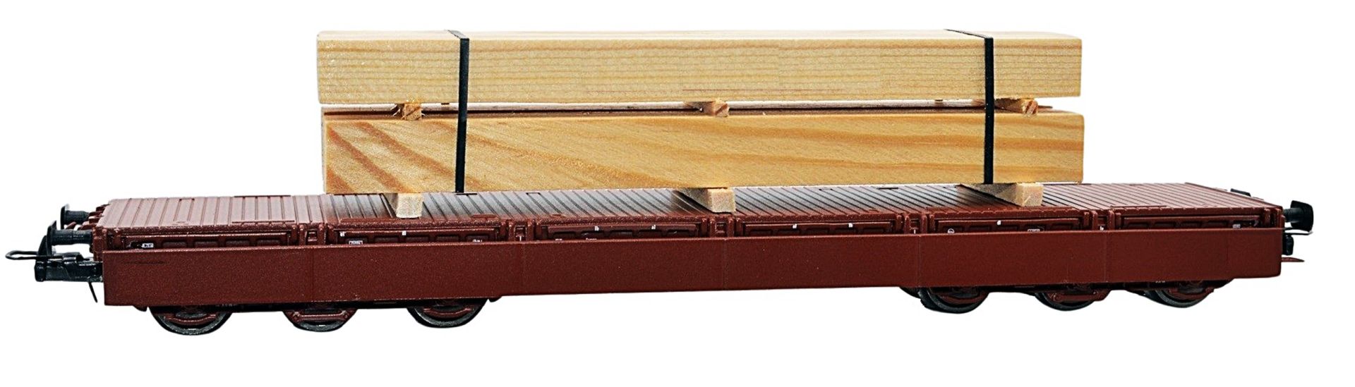 NPE NW 22948 - Schwerlastwagen Samms-u 454 abgeklappte Bordwände, DBAG, Ep.V, mit Holzbalken