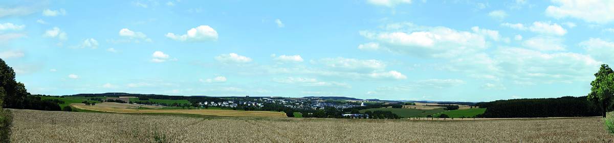 Auhagen 42514 - Hintergrund Erzgebirge 2, 3 Teile je 93 x 65 cm