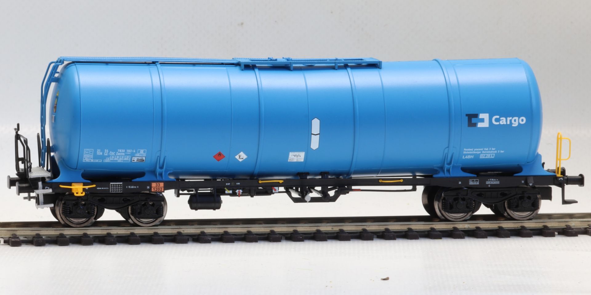 igra 96210047 - Kesselwagen Zacns 88, CD-Cargo, Ep.VI igra 96210047 - Kesselwagen Zacns 88, CD-Cargo, Ep.VI