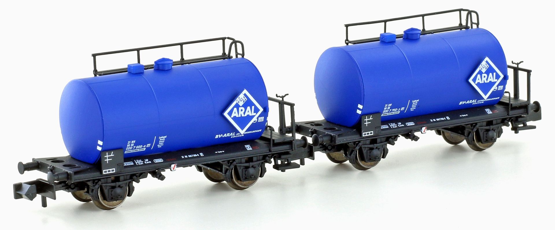 Hobbytrain H24833 - 2er Set Kesselwagen Uerdingen, DB, Ep.IV 'ARAL'