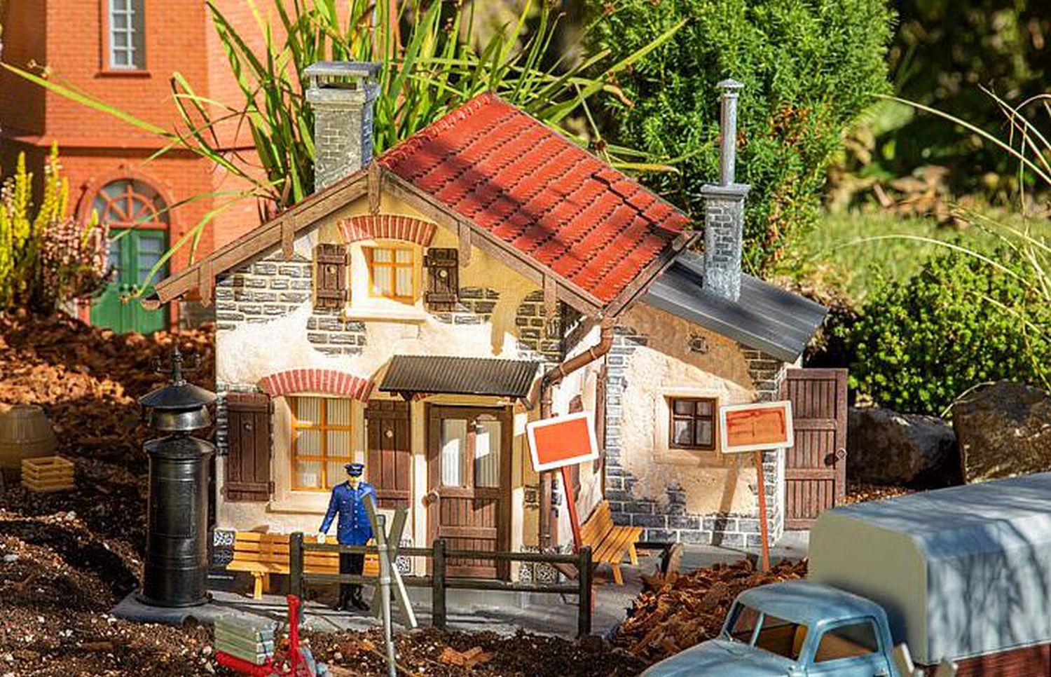 Pola 330877 - Bahnwärterhaus