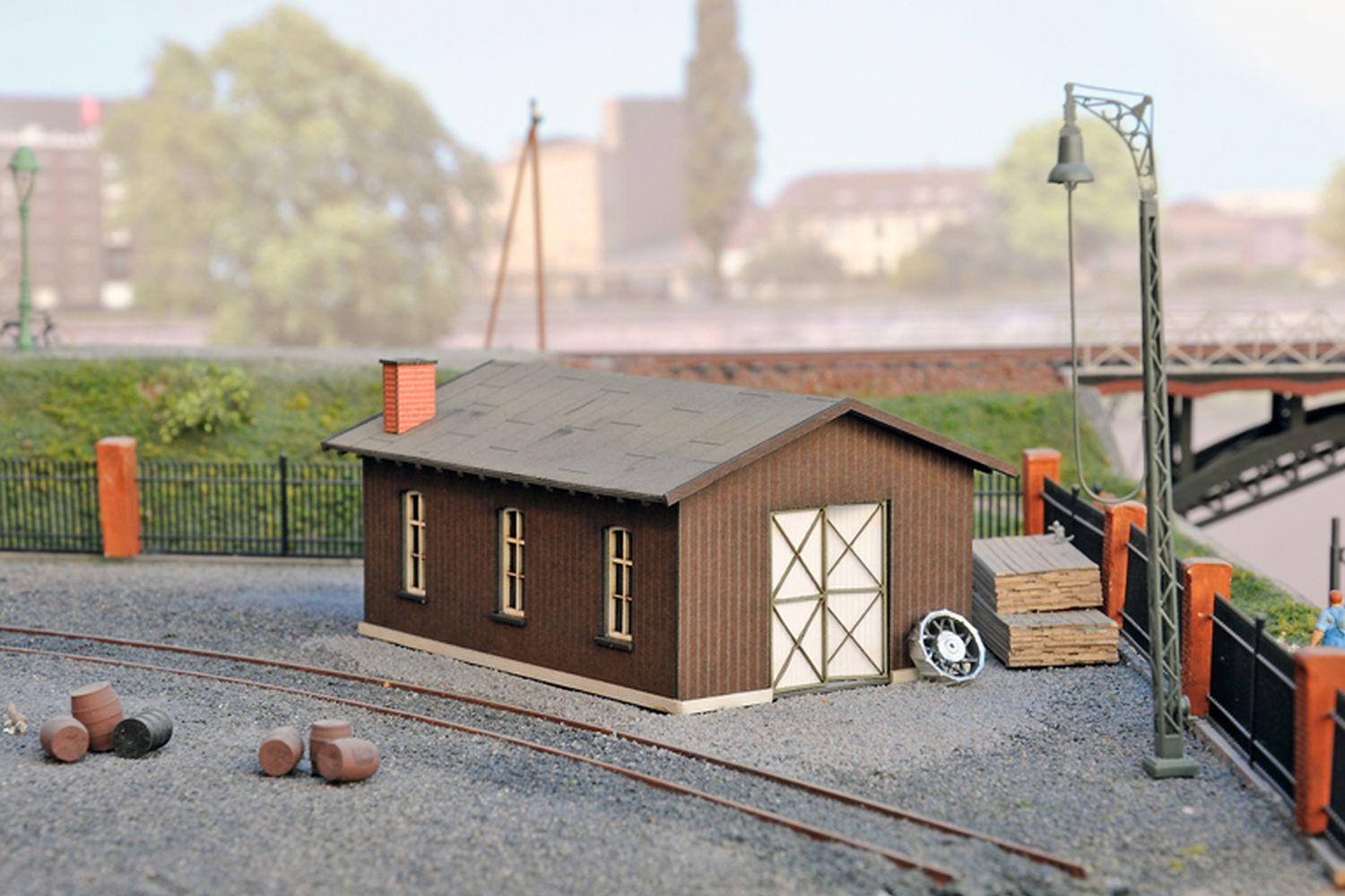 Joswood 17001 - Holz-Schuppen, kleine Werkstatt