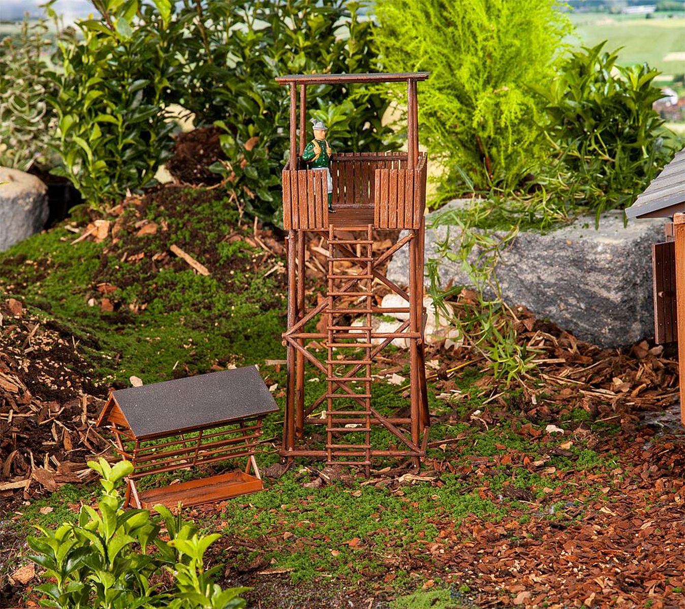 Pola 331079 - Jägerhochsitz mit Futterkripp