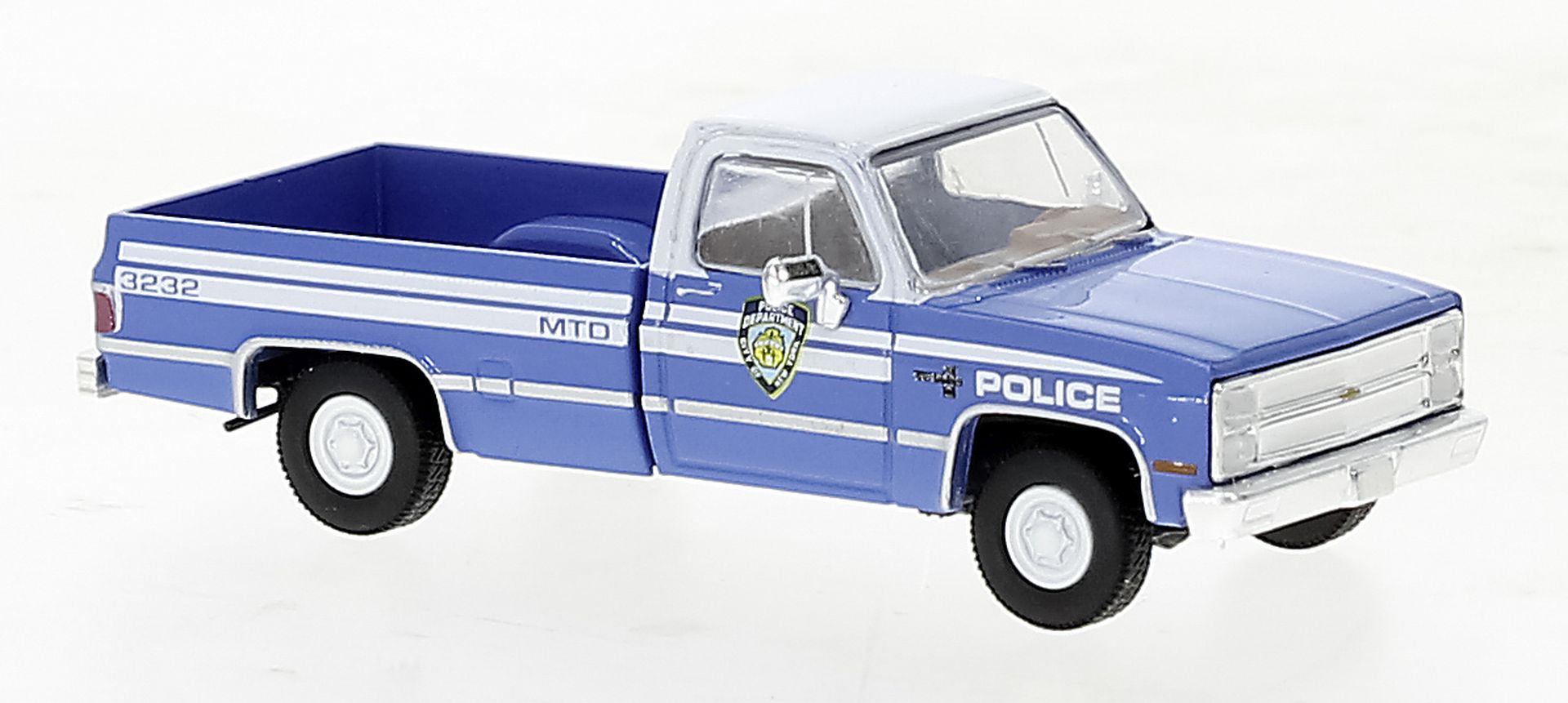 Brekina 19654 - Chevrolet C10 NYPD Brekina 19654 - Chevrolet C10 NYPD