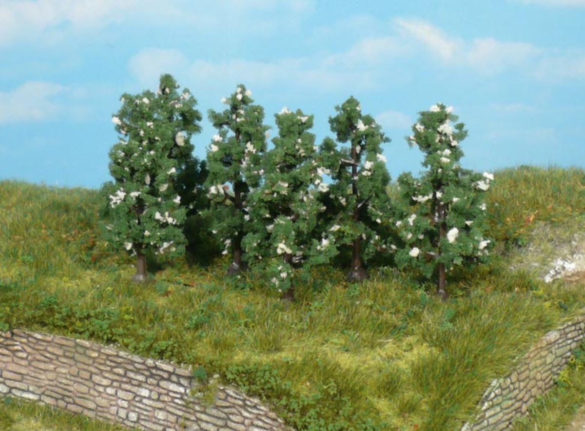 Heki 1172 - 6 Birnbäume gruen-weiss 6 cm
