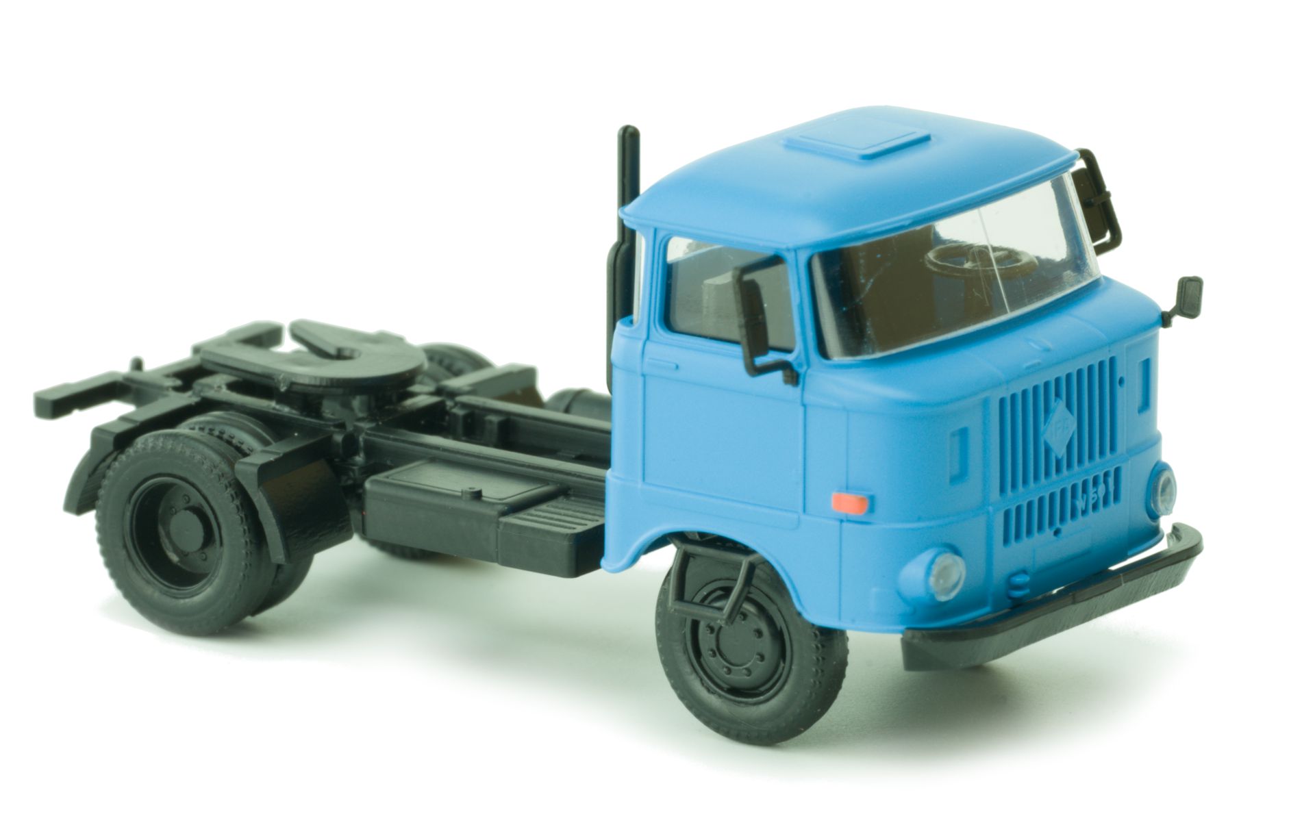 Hädl 121013-03 - IFA W50L Sattelzugmaschine, Hellblau