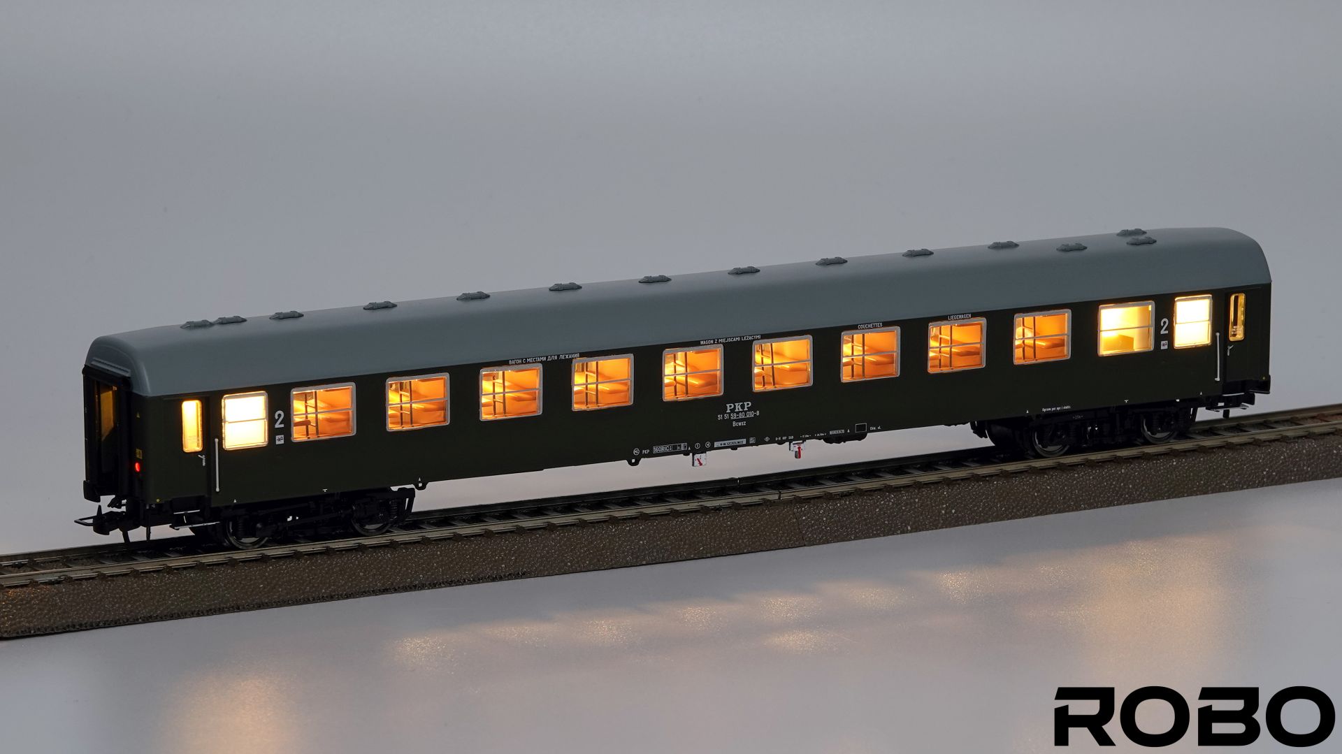 Robo 244061 - Liegewagen 110Aa, PKP, Ep.IV, mit Innenbeleuchtung