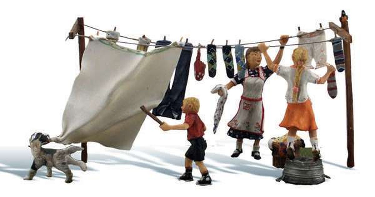Woodland WA1936 - Wäsche auf der Leine mit Personen