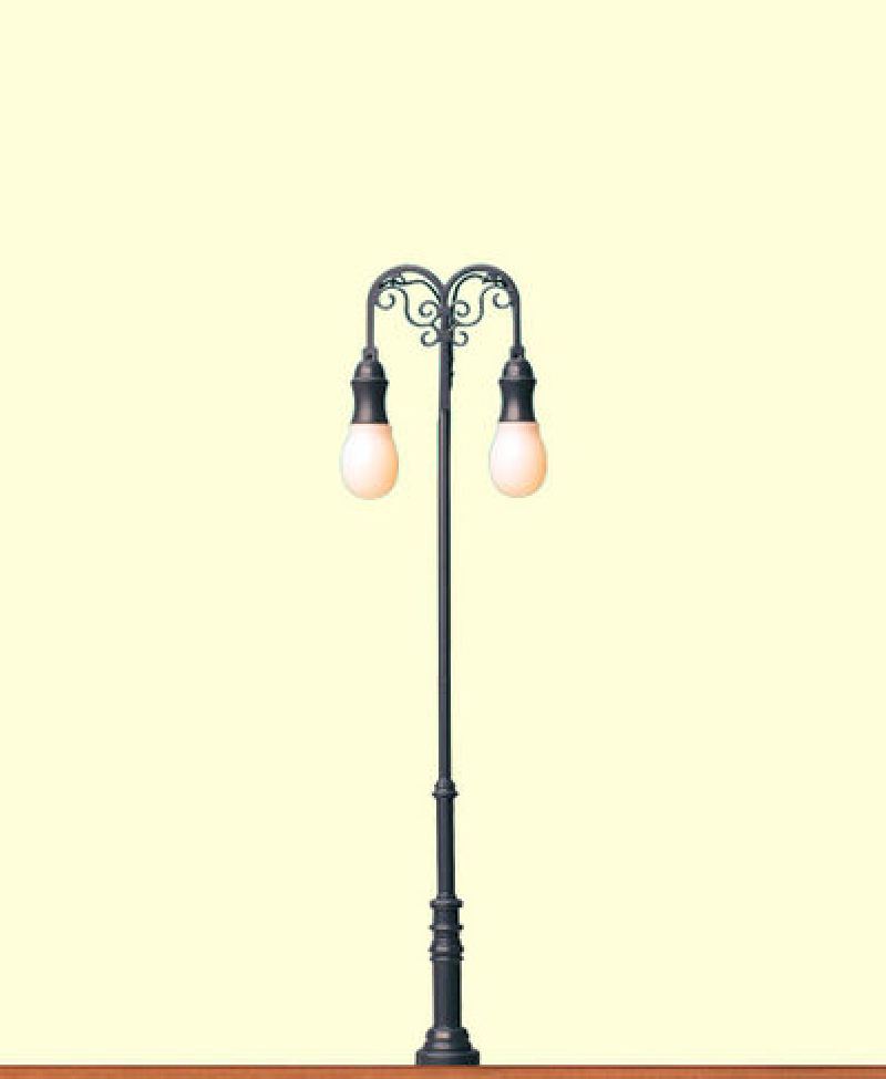 Brawa 84036 - Platzleuchte doppelt, mit Stecksockel