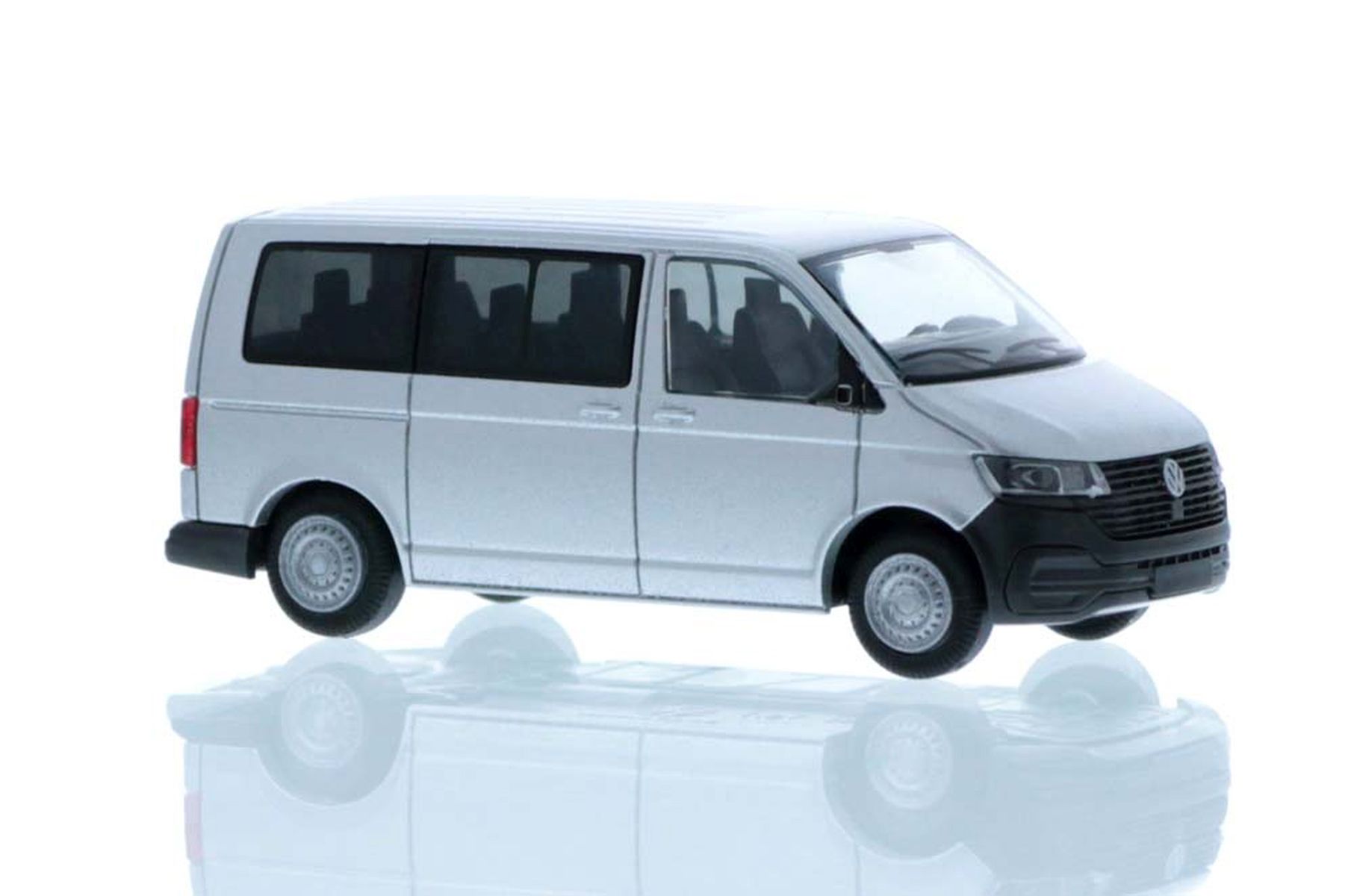 Rietze 11682 - Volkswagen T6.1 Bus KR reflexsilber