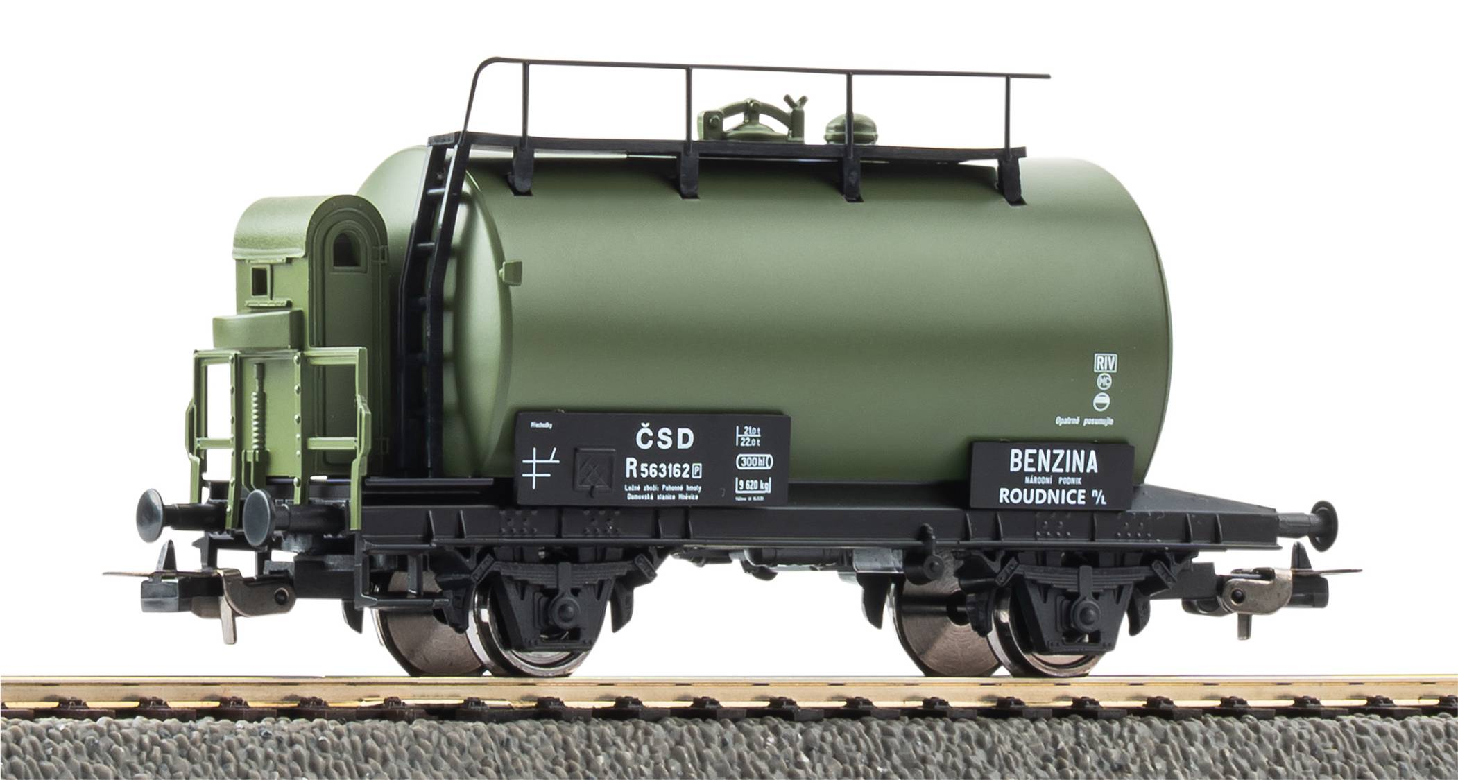 Piko 27754 - Kesselwagen Benzina, CSD, Ep.IV