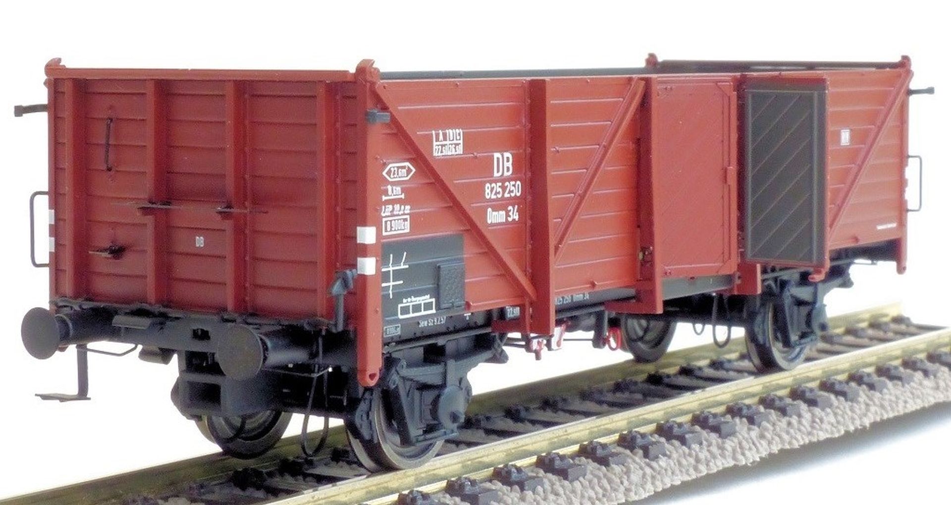 Exact-Train EX20337 - Offener Güterwagen Klagenfurt Omm34, DB, Ep.III