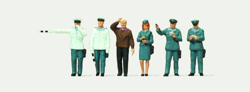 Merten 0212557 - H0 2557 - Verkehrspolizei. DDR