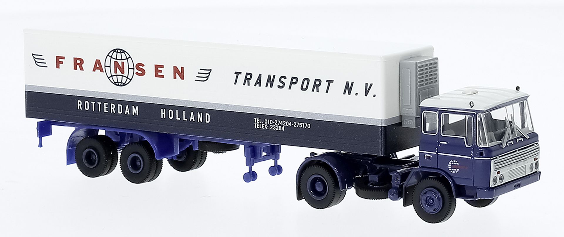 Brekina 85293 - DAF FT 2600 Kühlkoffer-SZ, Fransen, altes Design, 1962