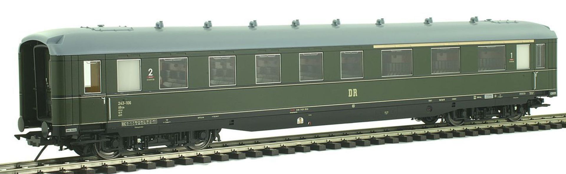 Lenz 41263-04 - Schürzenwagen BC4ü-39, DR, Ep.III