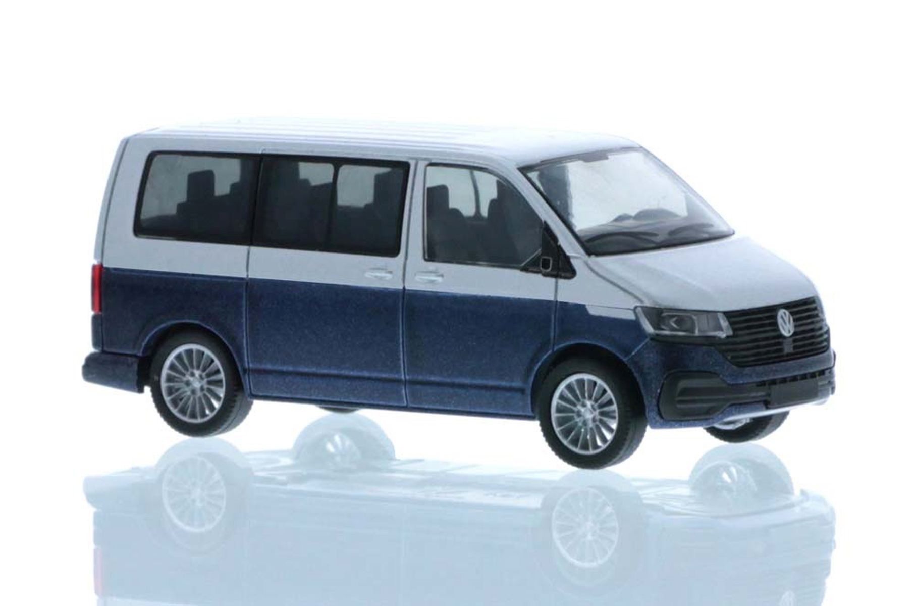 Rietze 11671 - Volkswagen T6.1 Bus KR reflexsilber/starlight blue