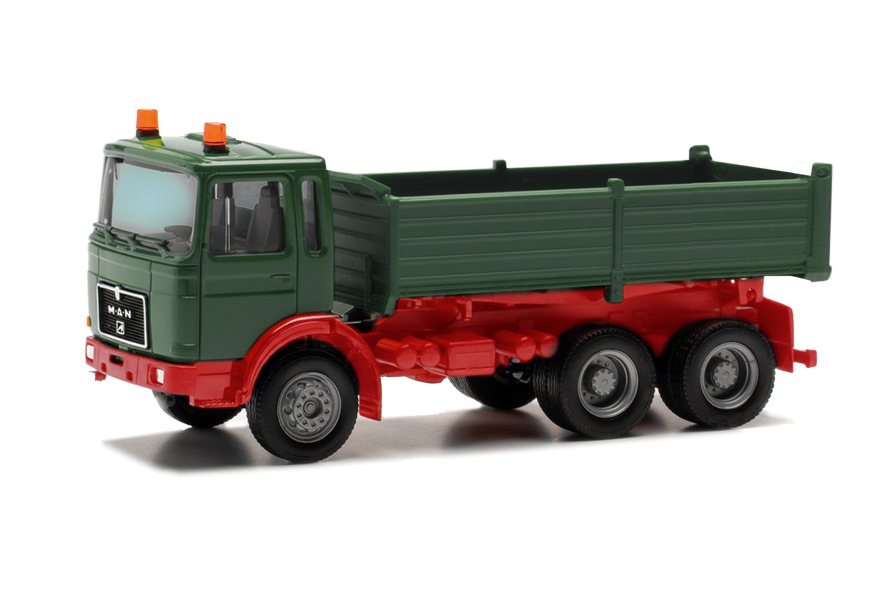 Herpa 314985-002 - Basic: MAN F8 Kipp-LKW 3achs, grün/rot