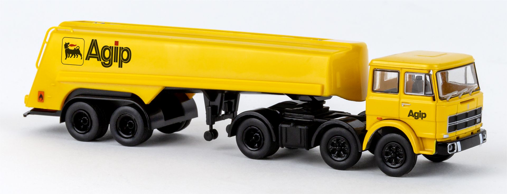 Brekina 58584 - Fiat 691 T Tank-SZ, Agip, 1970