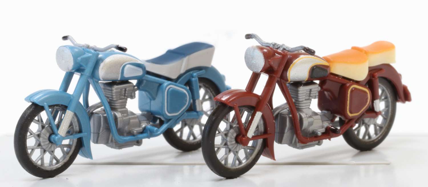 Kres 10426 - Komplettmodell AWO425S, 2 Stück in zwei Farben und mit verschiedenen Sitzbänken